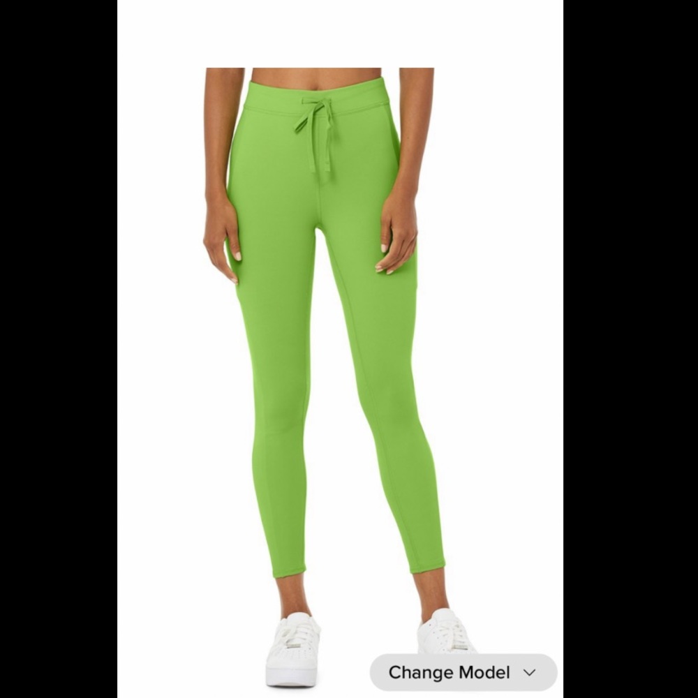 Alo yoga checkpoint legging size Small